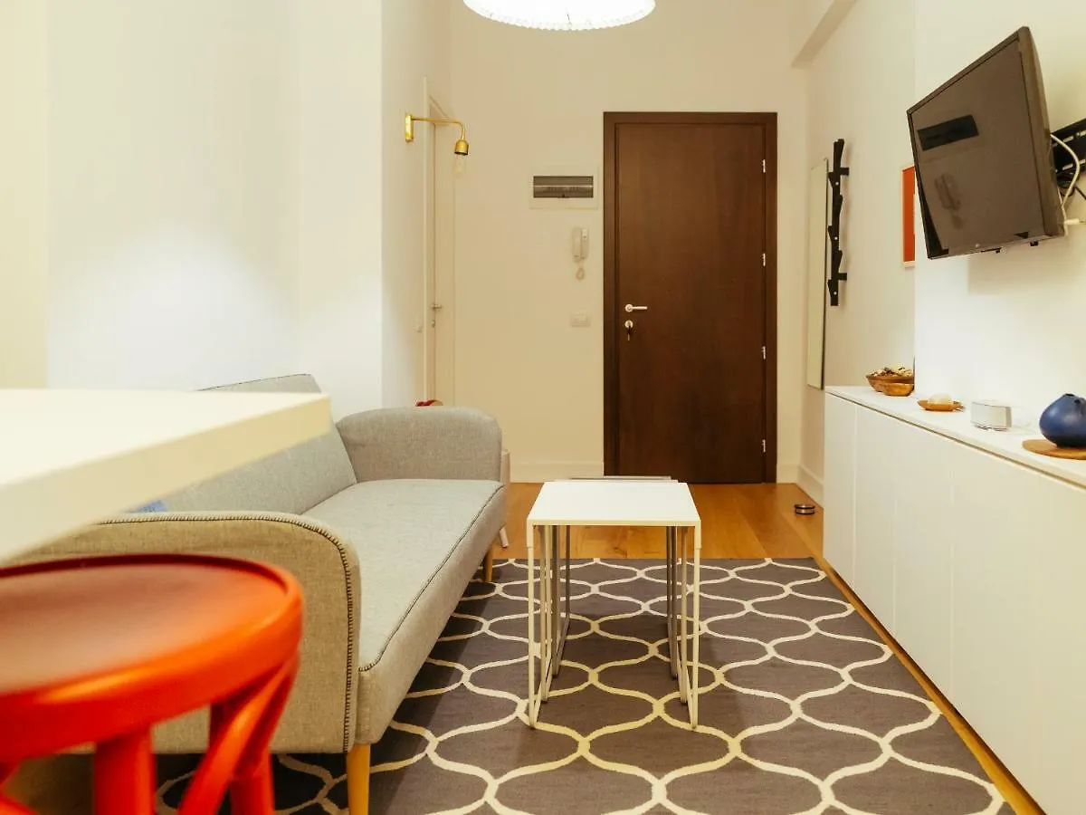 Boutique Luxury Flats - La Casa Di Dolce Vita Bucharest Apartment